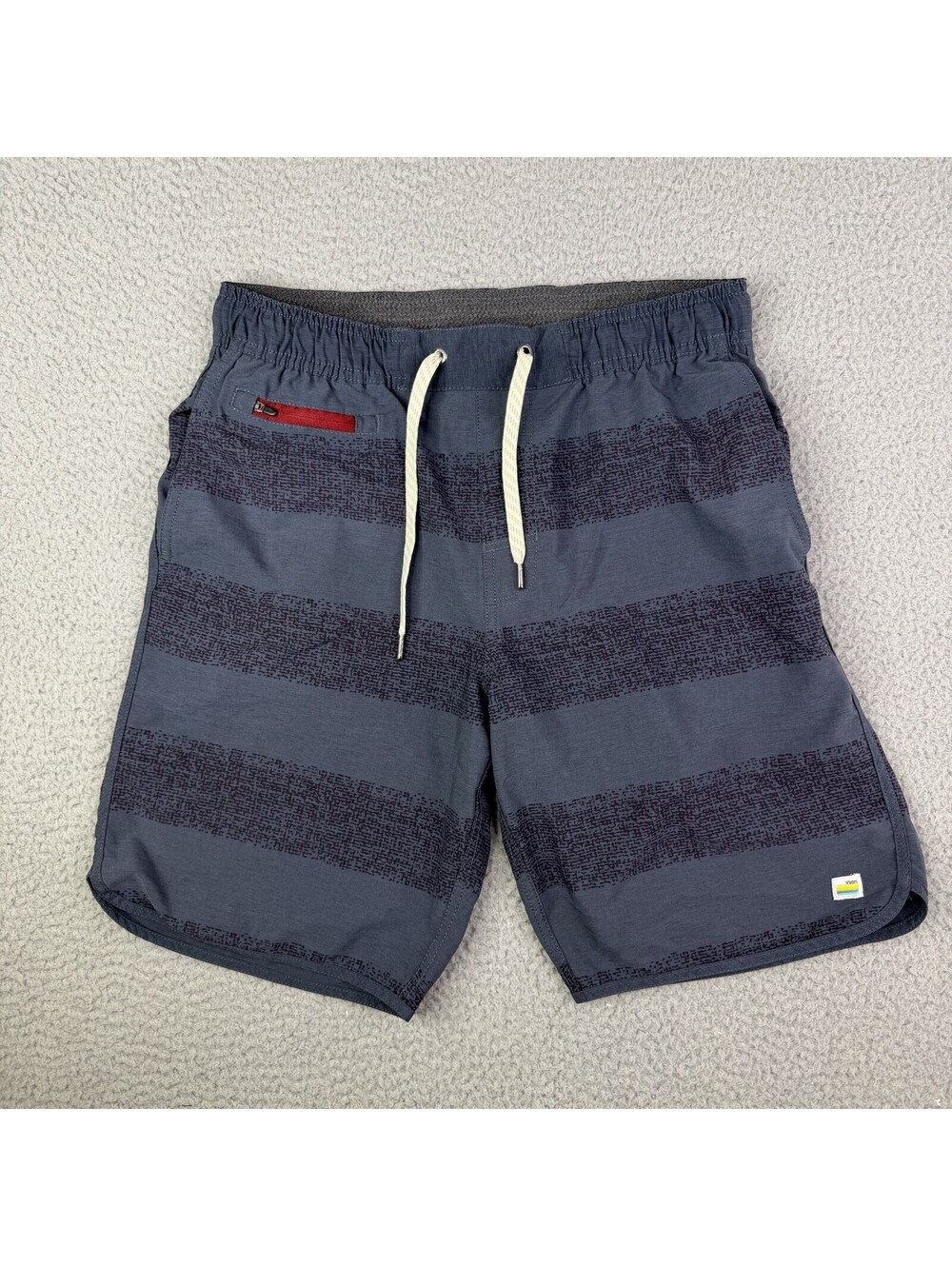 Vuori Gray Blue Stripe Shorts Men's Medium 30x9 Stretch Gym Training Performance